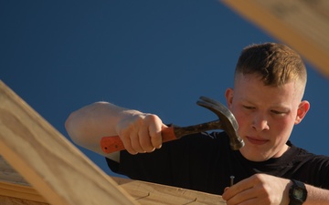 24th MEU Builds with Habitat for Humanity