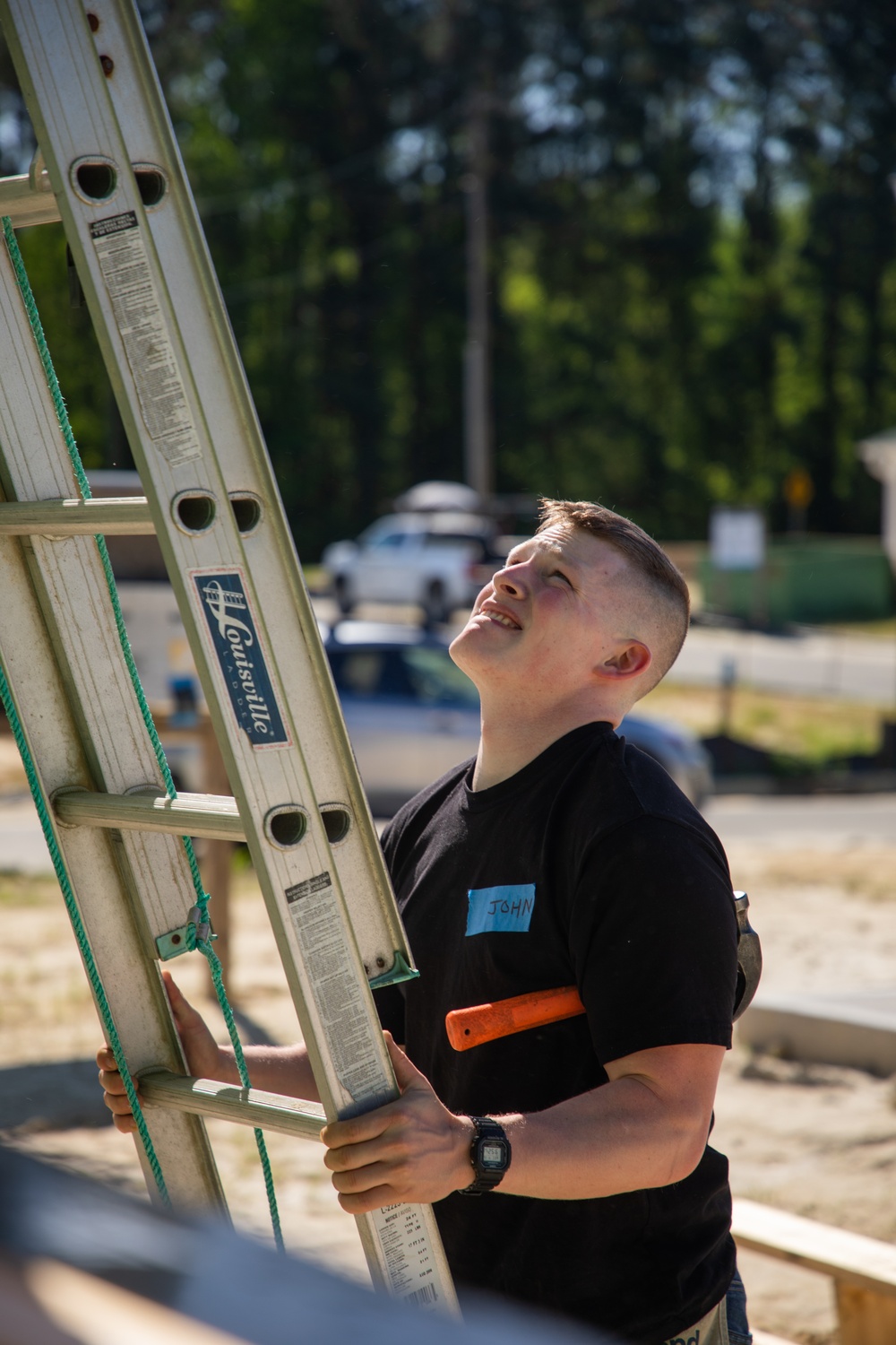 24th MEU Builds with Habitat for Humanity