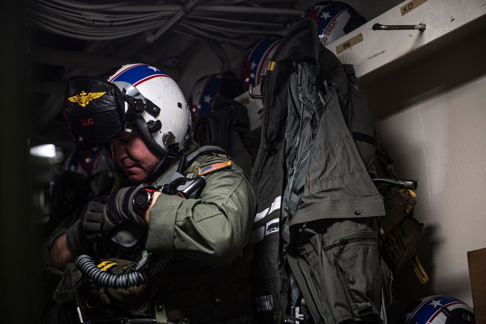 Pilots Dress Out Into Gear