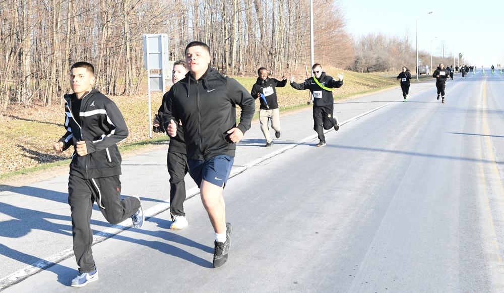 Mountain Wellness Month 5K draws community support at Fort Drum