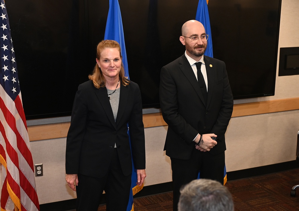 Deputy DS Hosts SES Ceremony