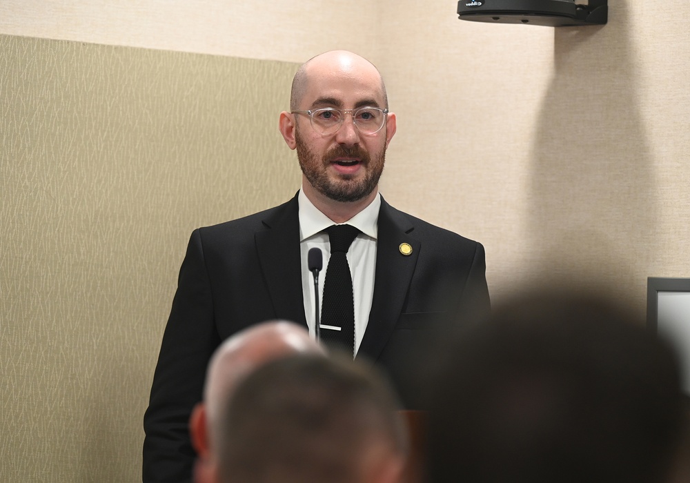 Deputy DS Hosts SES Ceremony
