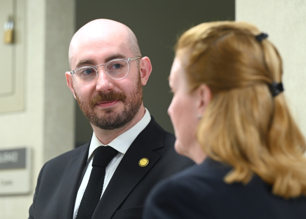 Deputy DS Hosts SES Ceremony