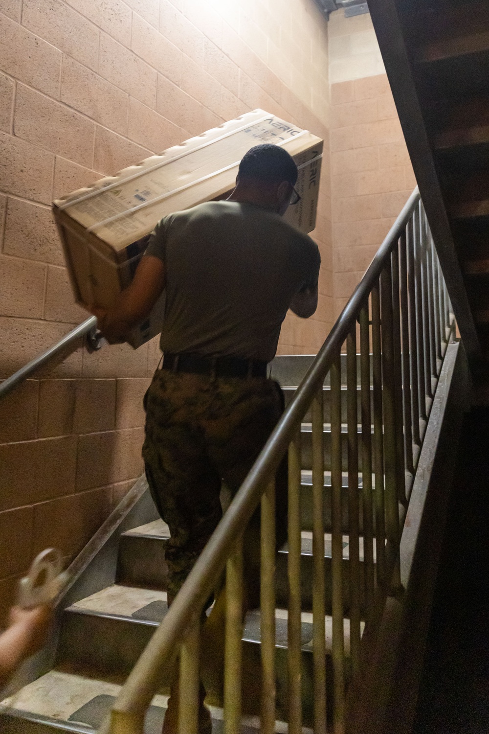 Operation Clean Sweep II brings new air conditioning units to I MEF barracks