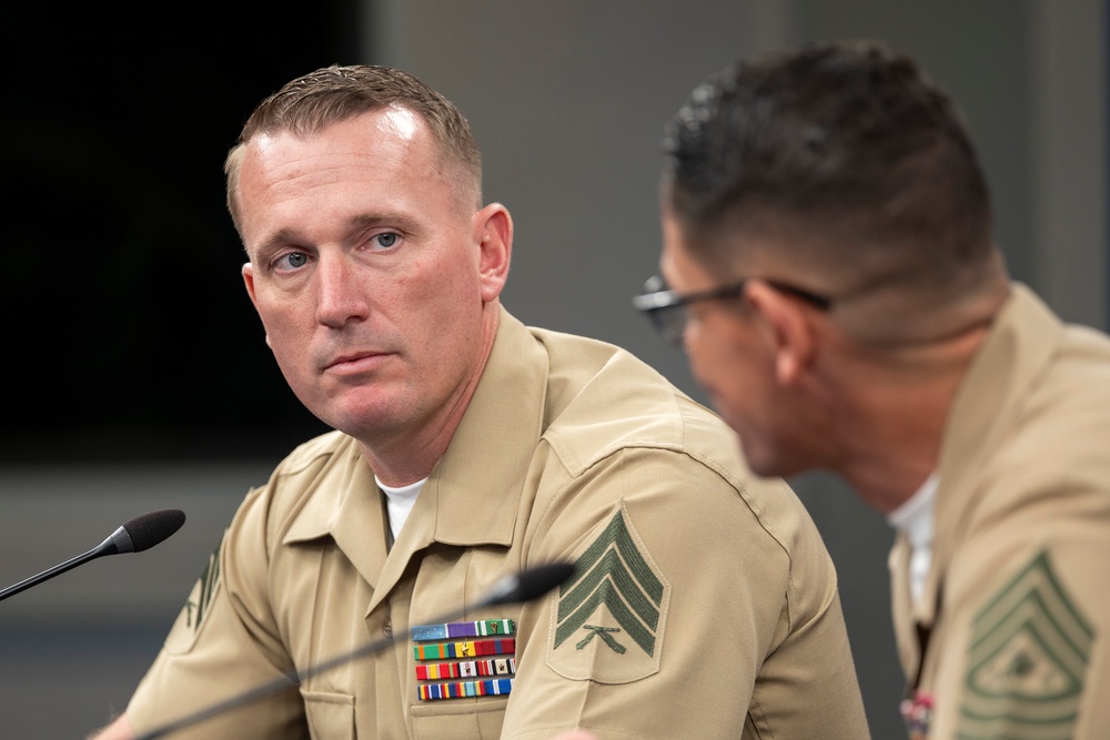 MoH Recipient Meyer, SMMC Ruiz Host Media Roundtable at Pentagon