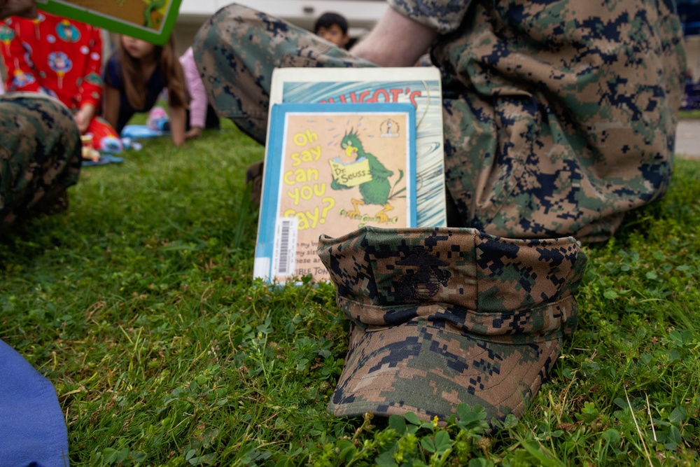 Marines and Sailors with MWHS-3 visit Dorris Miller Elementary School