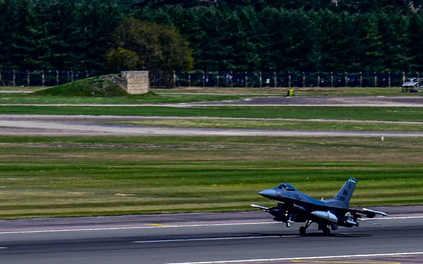 555th FS and FGS concludes Combat Archer U.K.
