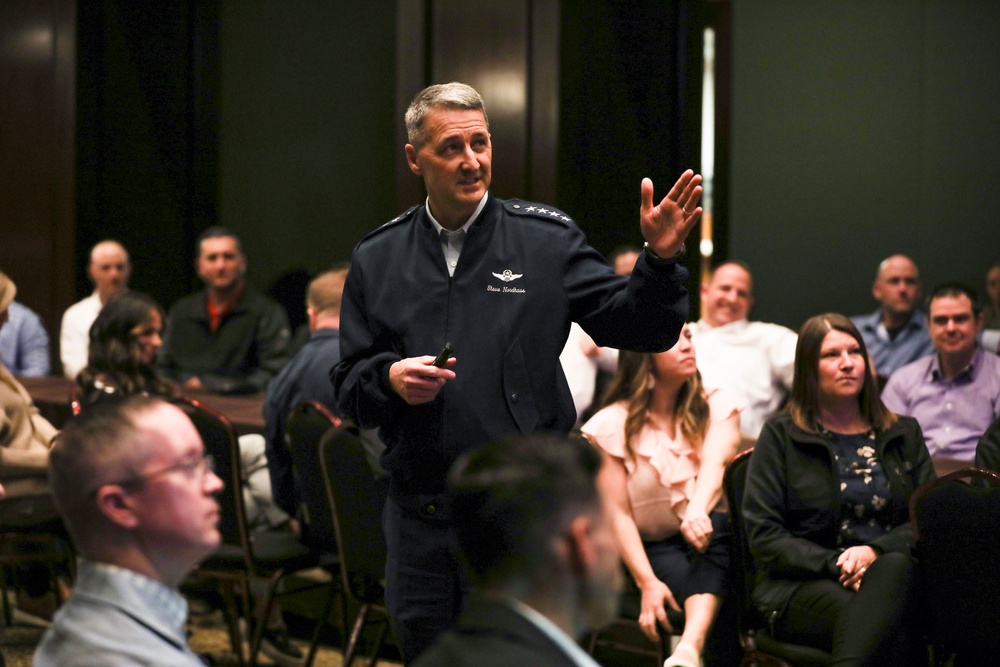 Nordhaus, Raines address Ohio Air Guardsmen