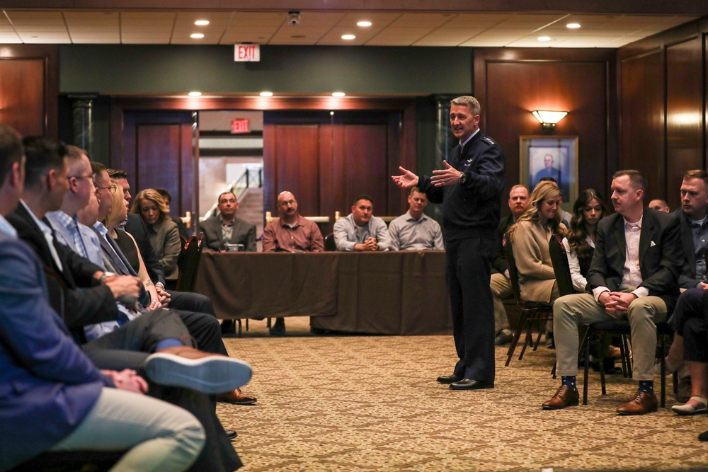 Nordhaus, Raines address Ohio Air Guardsmen