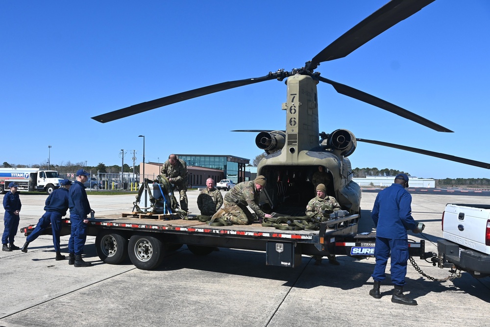 28th ECAB Chinook transports batteries to lighthouse in Delaware Bay