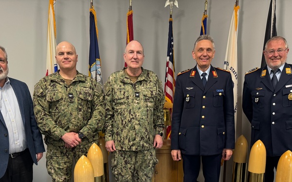 German Air Force surgeon general visits NAMRU Dayton, observes DRD “Kraken” demonstration