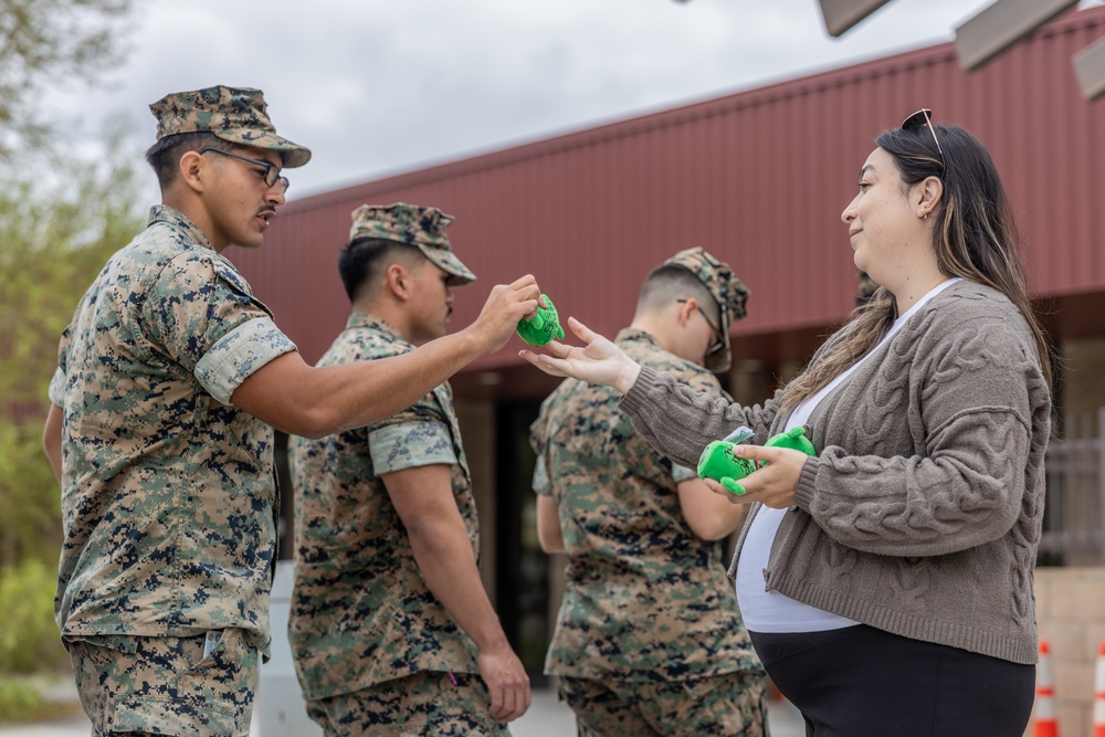 Camp Pendleton SARCs and SAPR VAs spread awareness for SAAPM