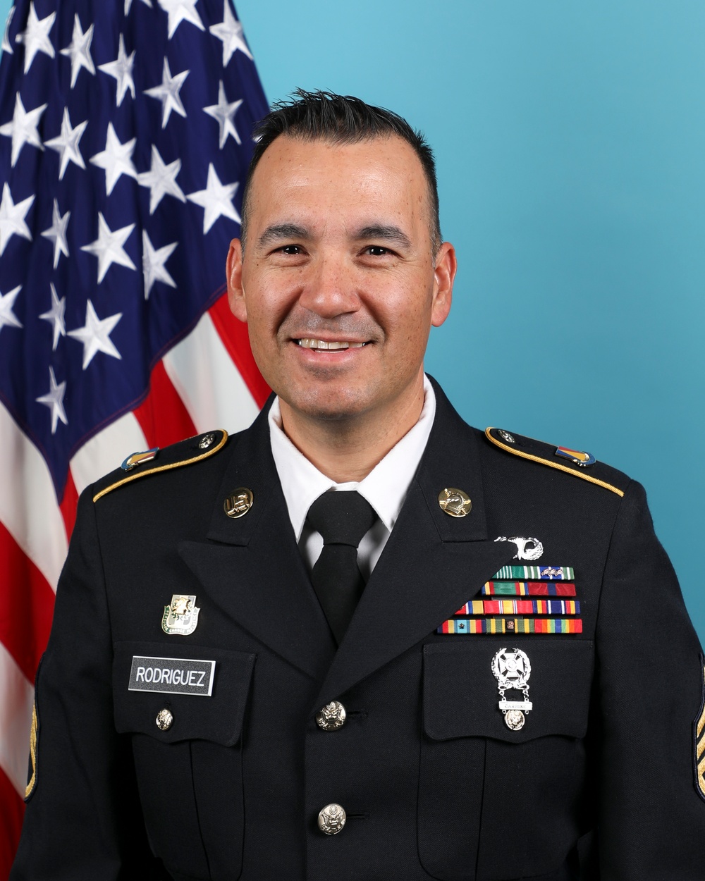 Desert Mentor: Fort Irwin Soldier Honored Transforming Young Lives