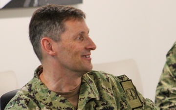 Rear Adm. Chris Cavanaugh Visits Undersea Rescue Command
