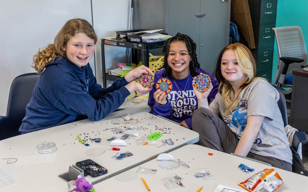 Fort Knox Middle High School ‘purples up’ for Month of the Military Child
