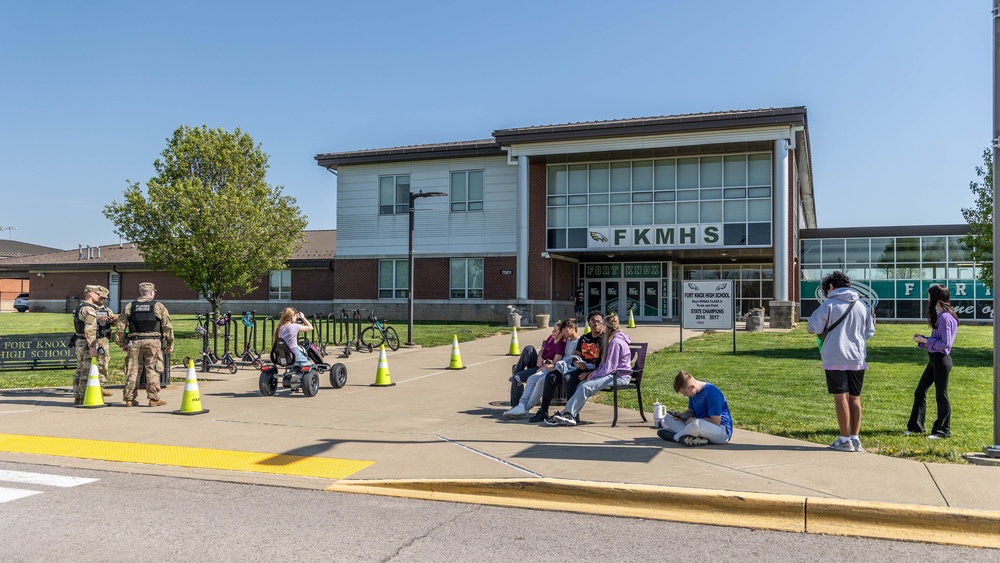 Fort Knox Middle High School ‘purples up’ for Month of the Military Child