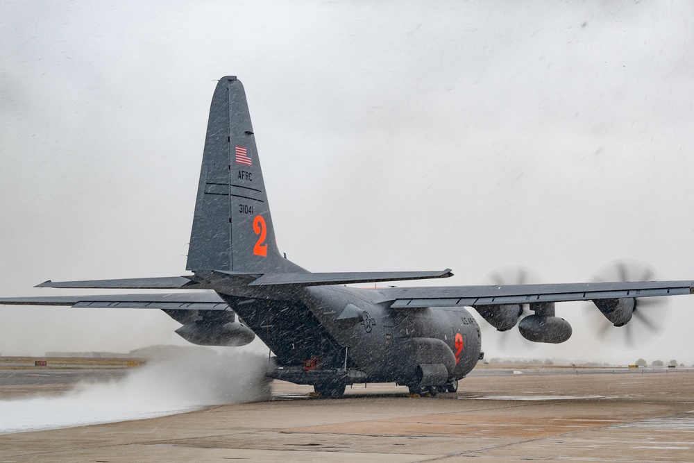 302 AW MAFFS test fire