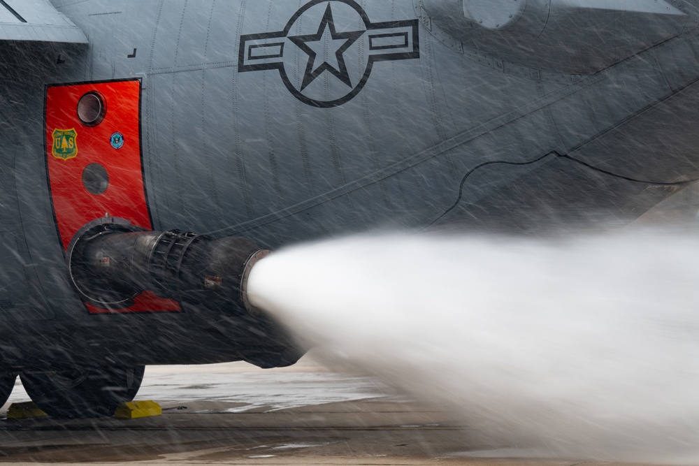 302 AW MAFFS test fire