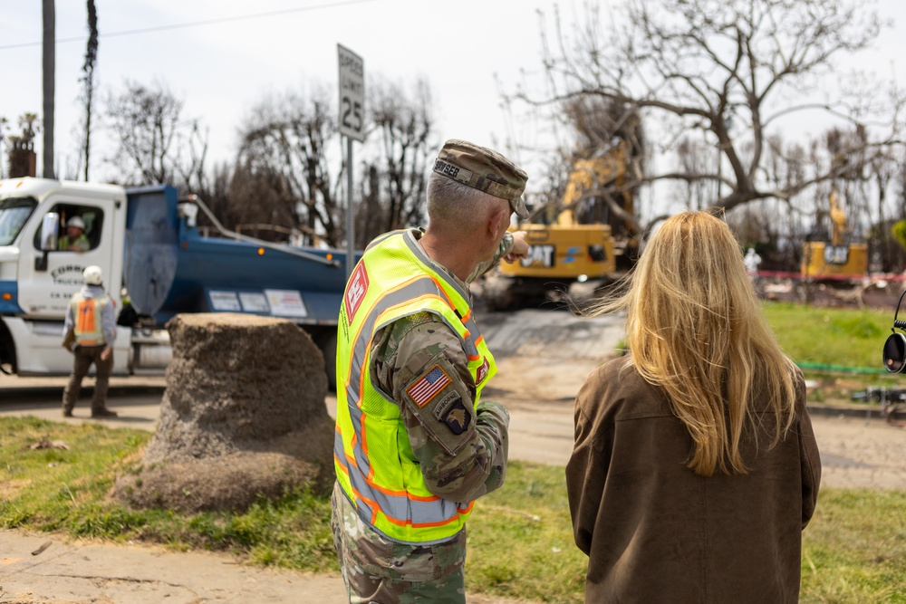 Pacific Palisades — Debris Removal Continues