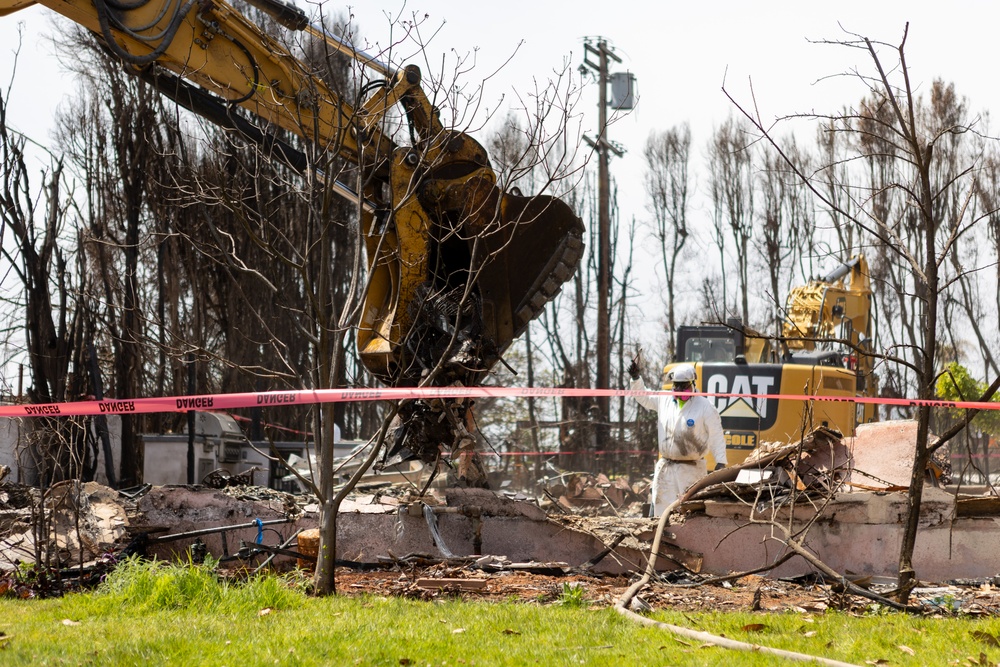 Pacific Palisades — Debris Removal Continues