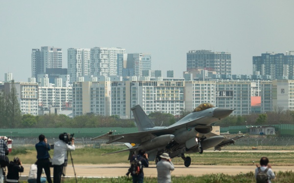 ROK, US forces showcase airpower ahead of Freedom Flag 25-1