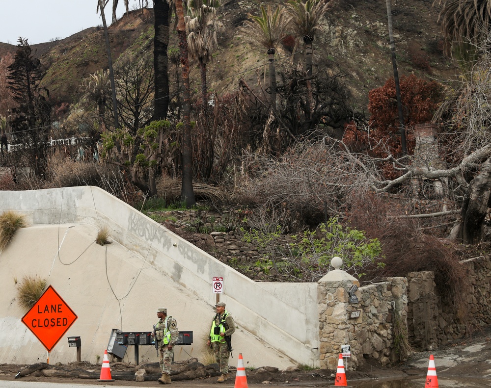 California Guardsmen Continue Efforts in Malibu After LA Fire