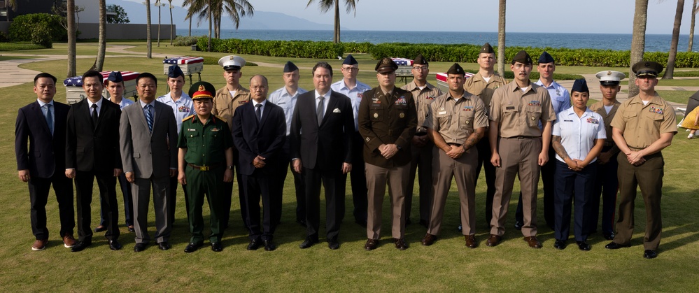 U.S. Ambassador Marc E. Knapper, VNOSMP and DPAA personnel conduct repatriation ceremony - 25-2VN