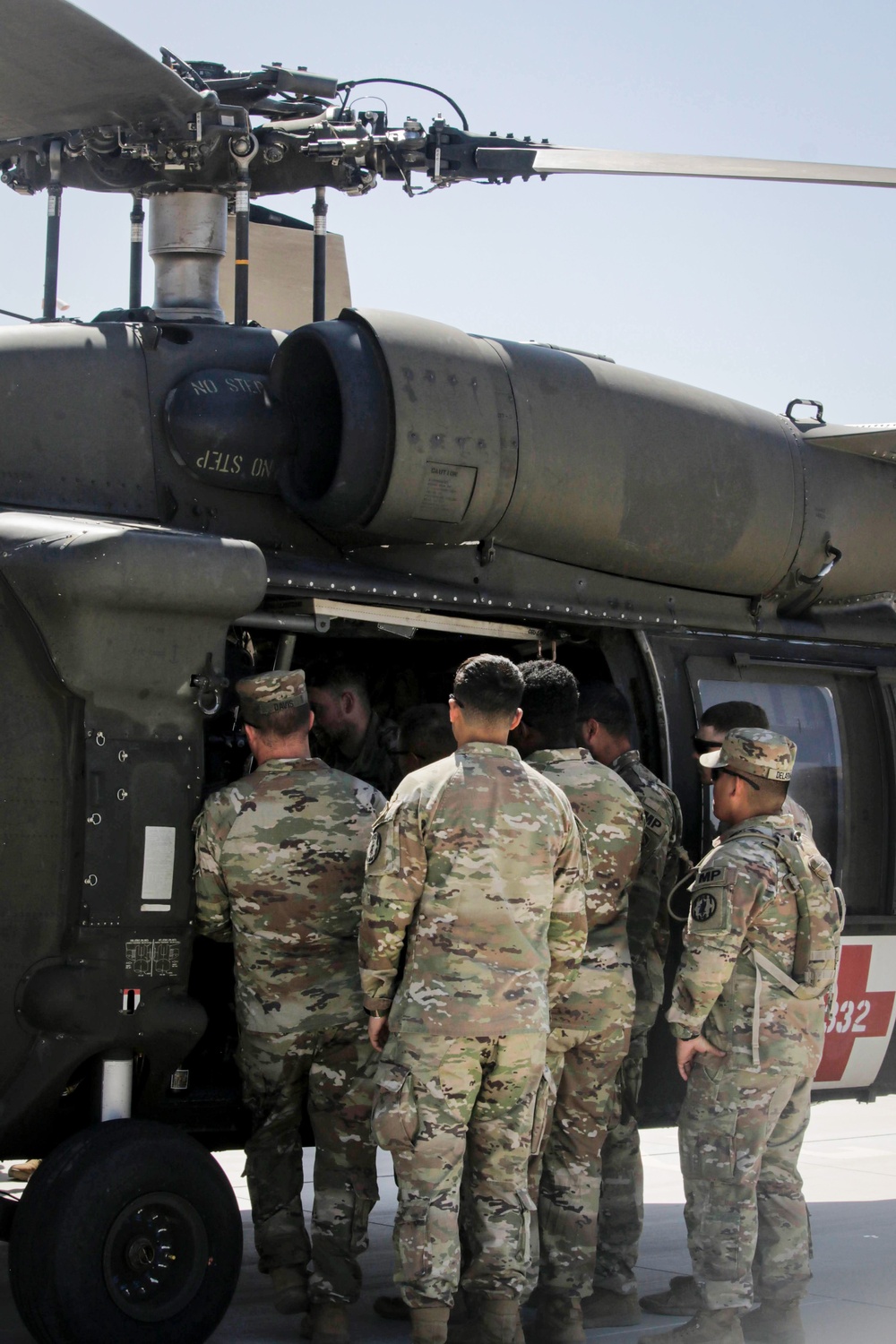 U.S. Soldiers conduct training on aerial medical evacuation