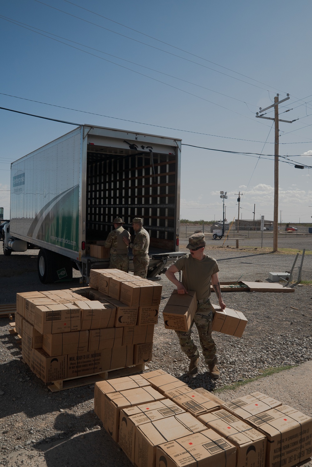 2nd Stryker Brigade receives MRE's in support of southern border mission