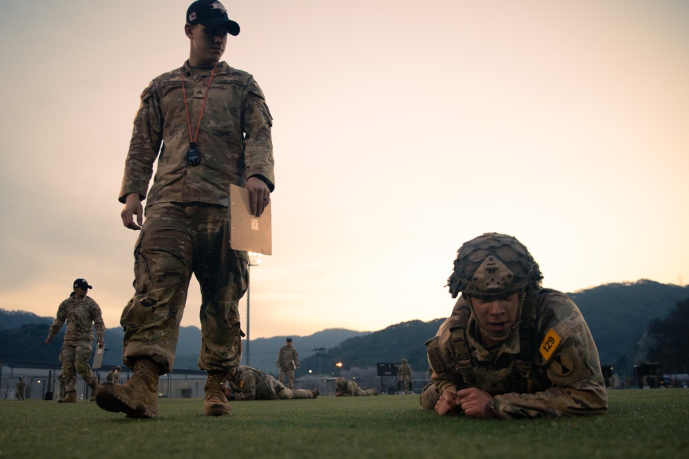 Soldiers Conduct A Physical Assessment To Get Their Expert Field Medical Badge
