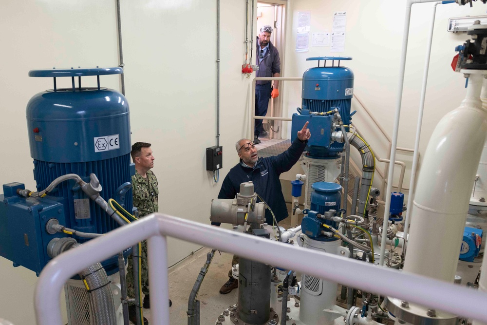 NSA Souda Bay conducts fuel system alignment walk through