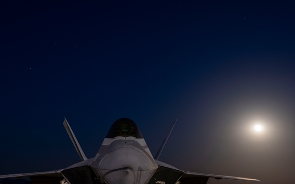 Full Moon - Full Throttle