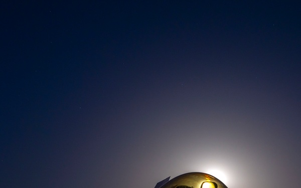 Full Moon - Full Throttle