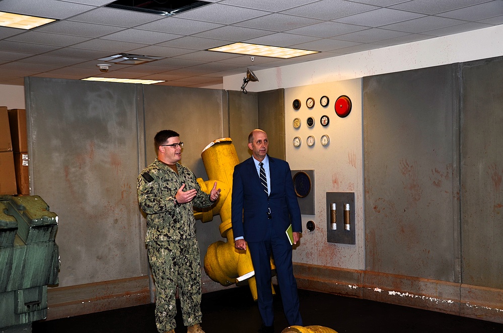 Acting Assistant Secretary of Defense for Health Affairs visits METC