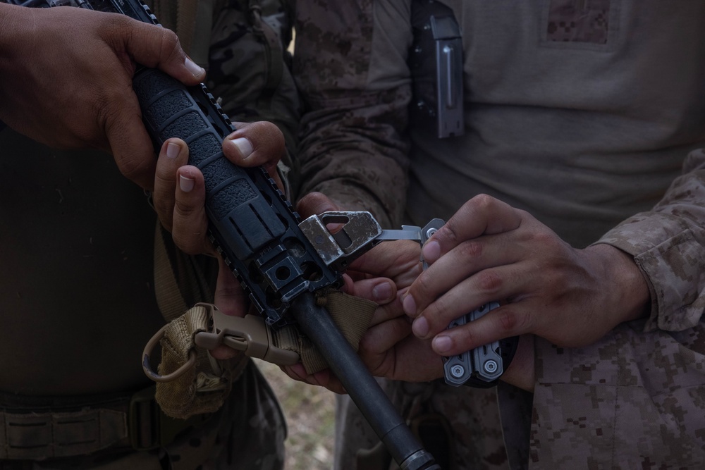 1st Battalion, 8th Marines and Panamanian security forces zero their rifles