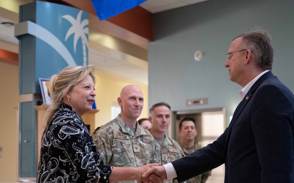 Secretary of the VA visits MacDill AFB