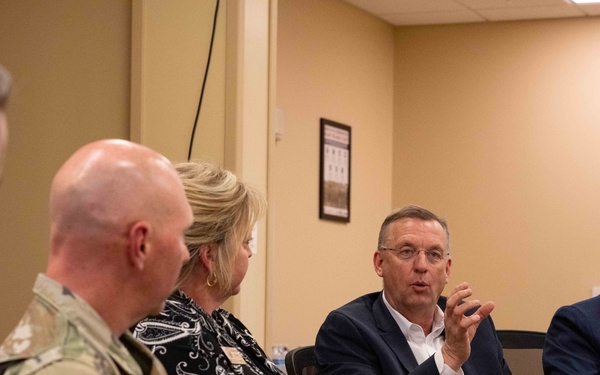 Secretary of the VA visits MacDill AFB