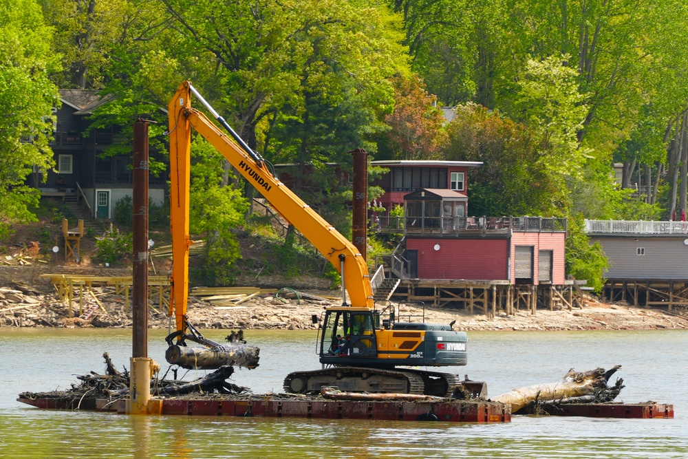 What lies beneath: Lake Lure's lurking litter lifted and loaded