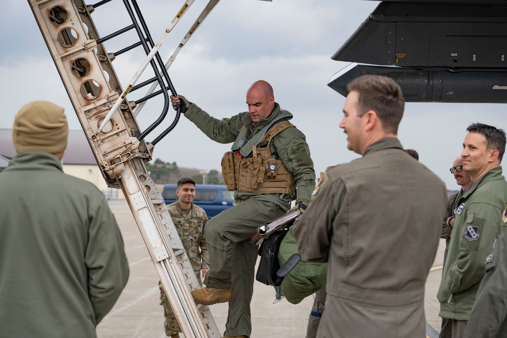 B-1B Lancers arrive at Japan for BTF 25-2 Deployment