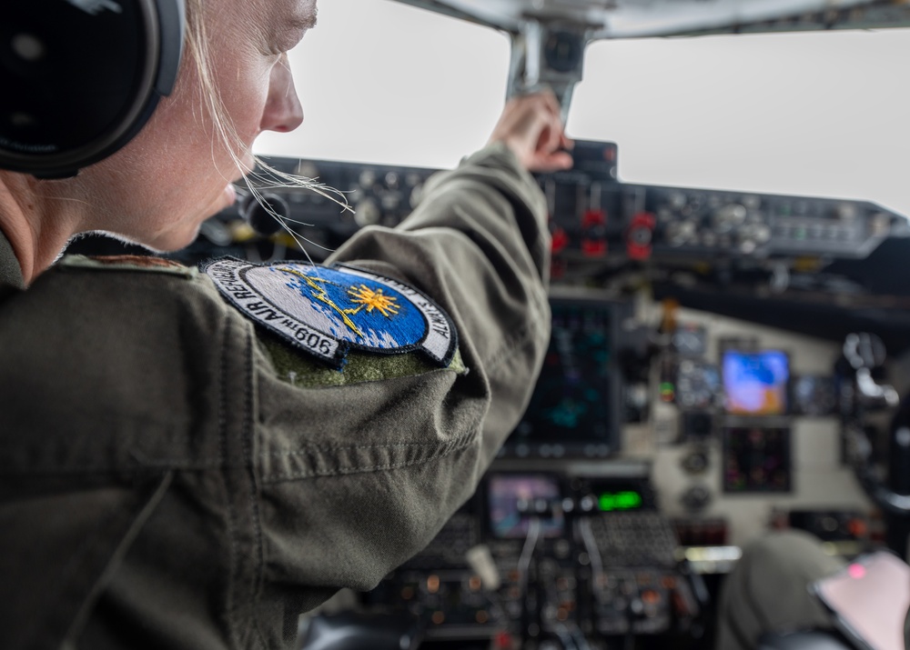 U.S.-ROK-Japan combine for combat search and rescue 25-2