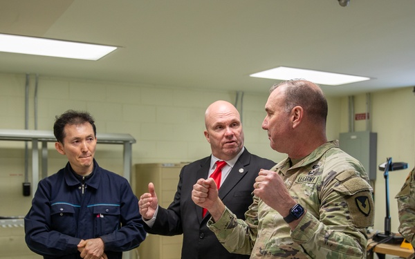 The U.S. Army Materiel Support Command – Korea welcomed Maj. Gen. James D. Turinetti, commanding general of the U.S. Army Communications-Electronics Command and Command Sgt. Maj. Jay A. High on Apr. 15.