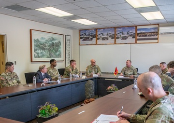The U.S. Army Materiel Support Command – Korea welcomed Maj. Gen. James D. Turinetti, commanding general of the U.S. Army Communications-Electronics Command and Command Sgt. Maj. Jay A. High on Apr. 15.