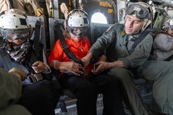 VMM-262 hosts flight for Yaeyama Defense Association [Image 6 of 7]