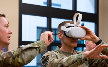 Brig. Gen Snelson Visits Aviano Air Bas