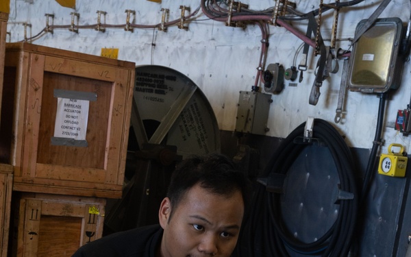 CVW 8 Sailors Conduct Maintenance