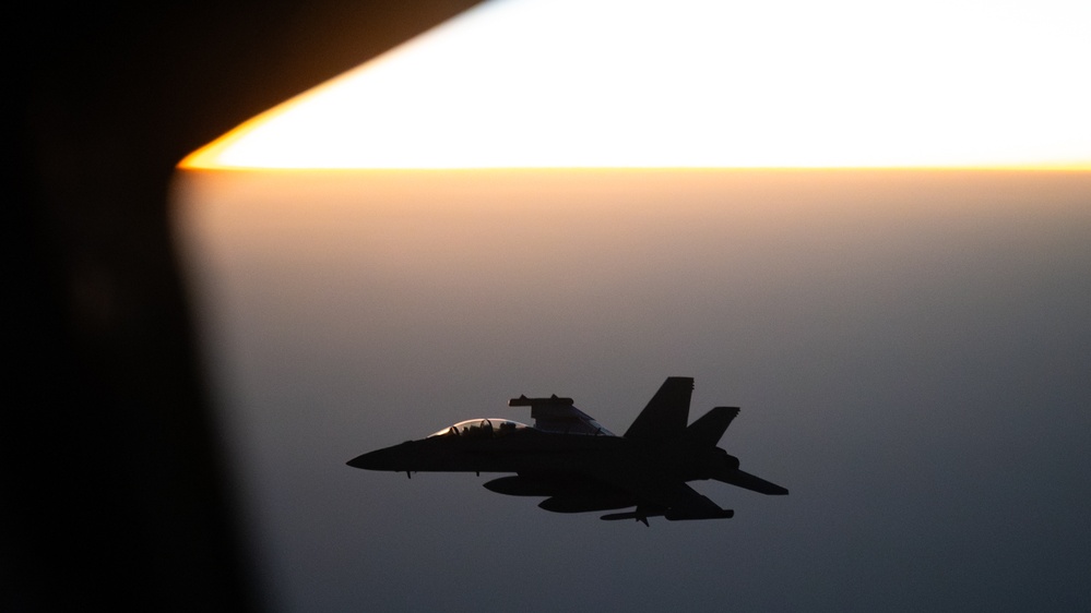 U.S. EA-18 Growlers conduct operations in the Red Sea