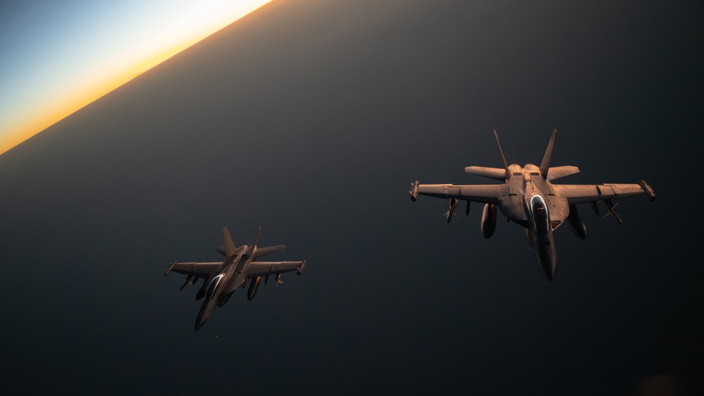 U.S. EA-18 Growlers conduct operations in the Red Sea