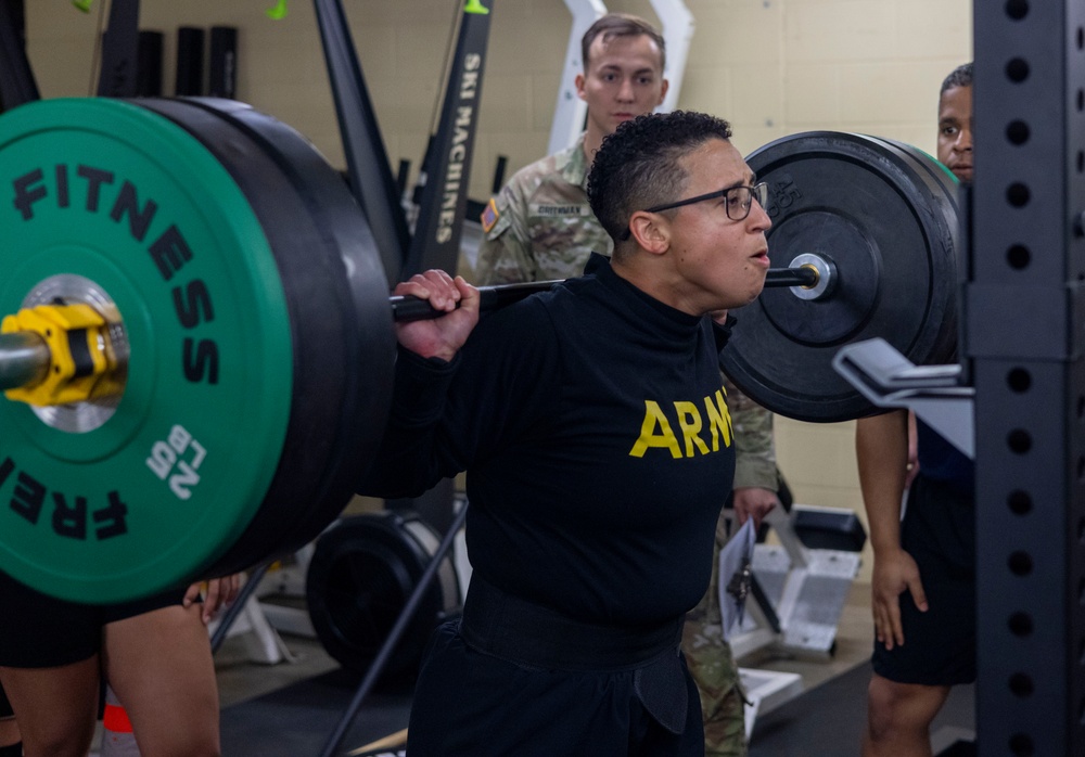HHBN VVIII ABN CORPS 1000/600 Pound Club