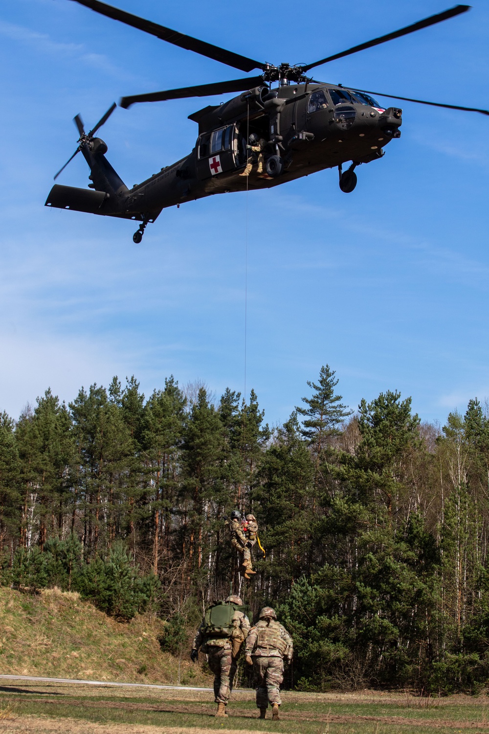 56th SBCT medics exercise air medevac hoist