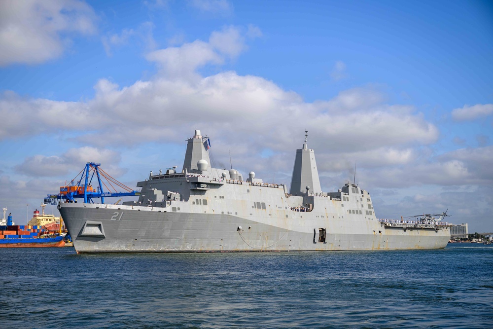 U.S. Navy Ships Arrive for FWFL 2025